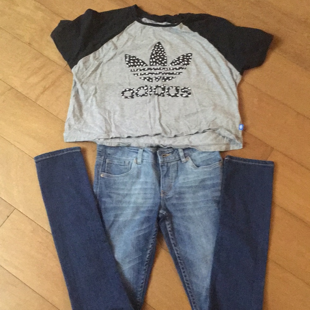 Authentic medium adidas n Levi’s price firm